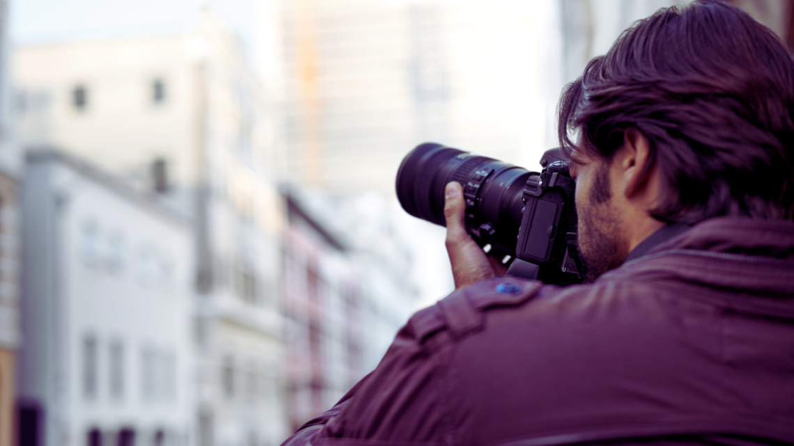 Capturing Everyday Moments in Photography: Mastering the Art of Spontaneity