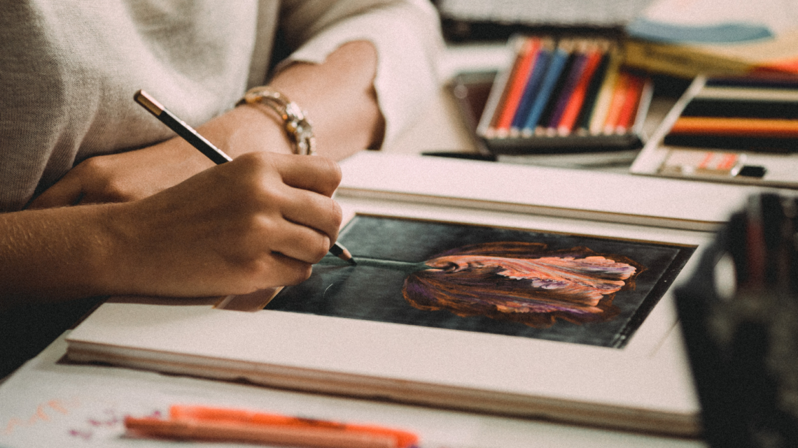 How to Draw Inspiration from Personal Experiences for Creative Growth