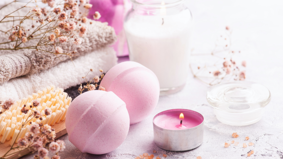 How to Make Your Own Candles and Bath Products: A Comprehensive Guide for Beginners